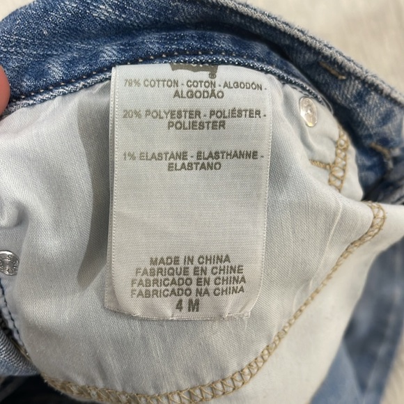 Levi 553 - Picture 4 of 5